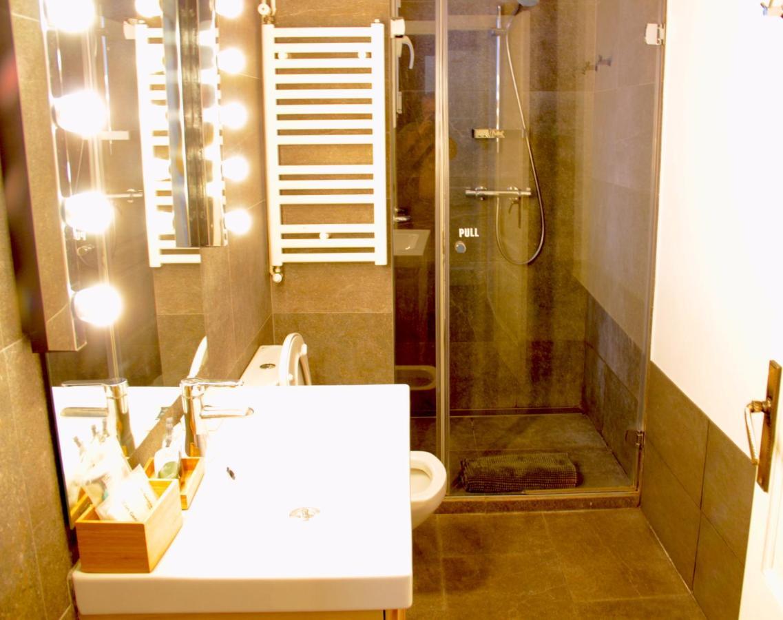 Apartament Mr. Serrano *